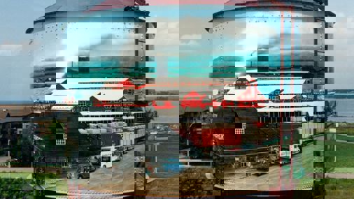 Photo of the CPR Water Tower mural.