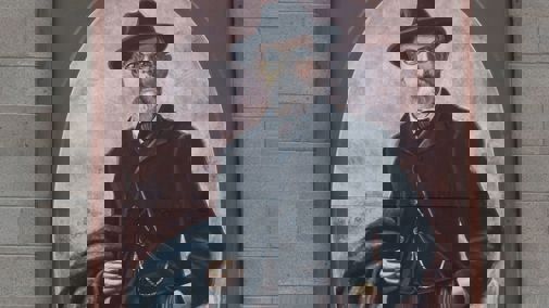 Photo of the Thomas Pink mural.