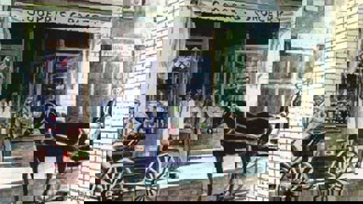 Photo of The Grocer mural.